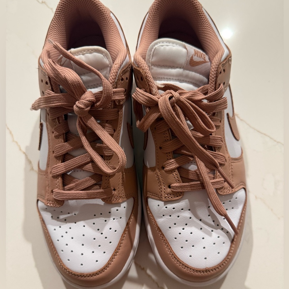 Nike Women's Tan and White Sneakers - Size 7